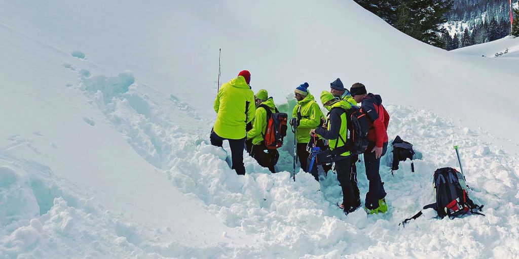 Projekt Fortbildung & Training für Lawinenkommissionen & -experten | LO.LA Alpine Safety Management