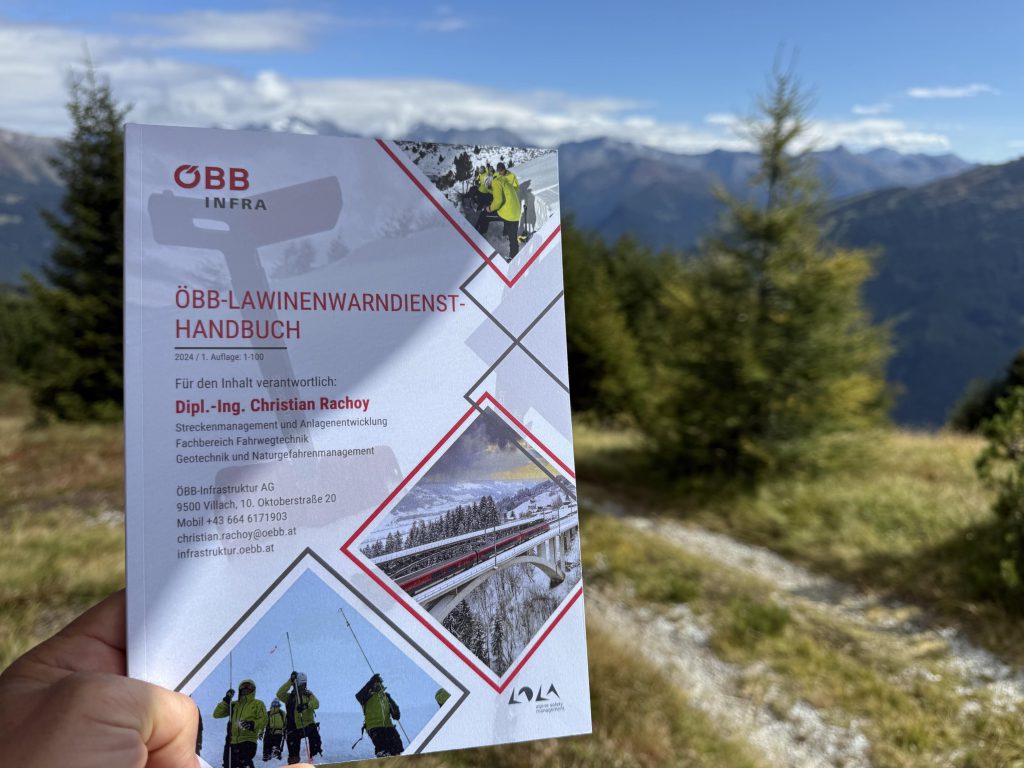 ÖBB Handbuch & Feldbuch | (c) LO.LA