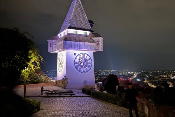 In der Nähe des Uhrturms fand das diesjährige Netzwerktreffen statt | (c) LO.LA